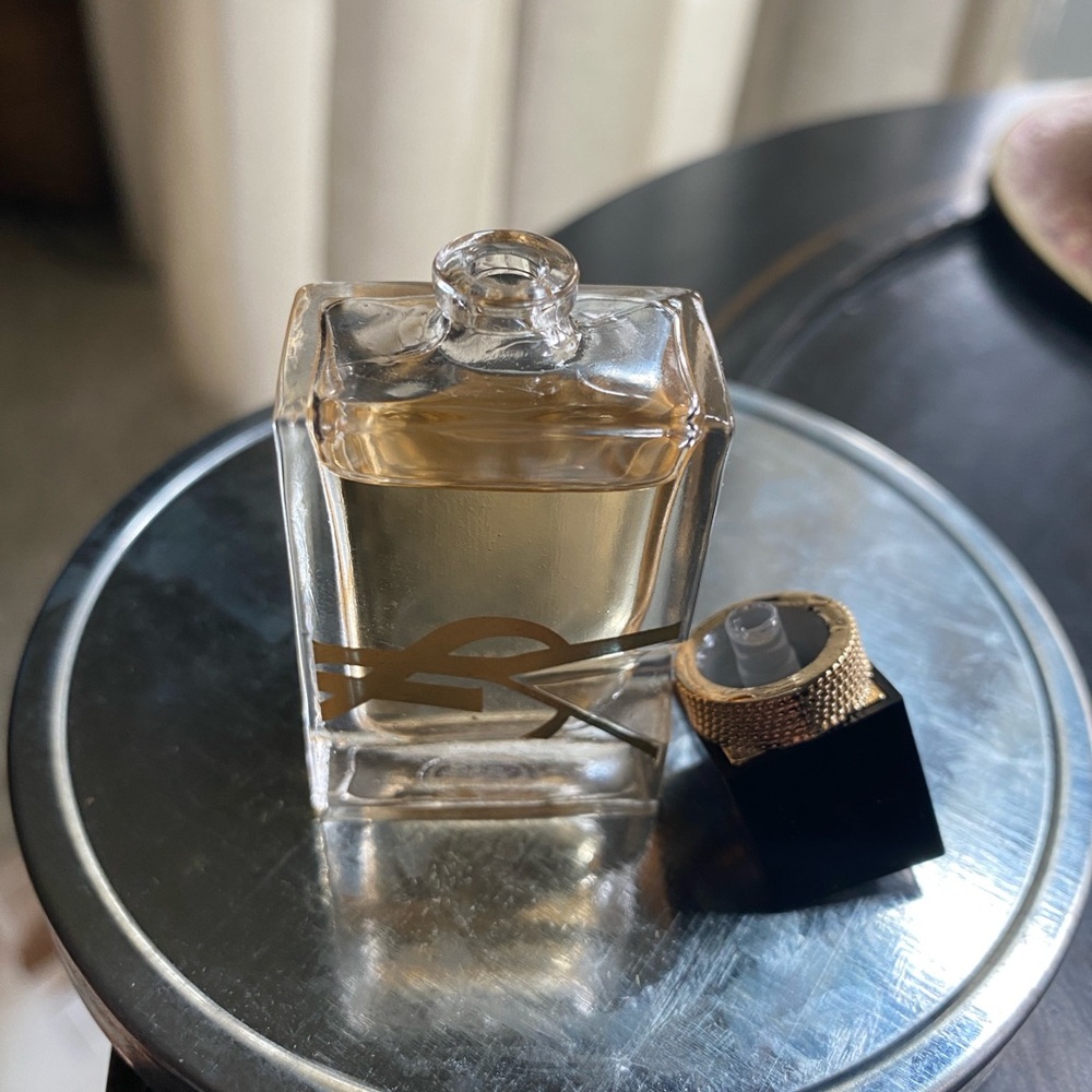Yves Saint Laurent Mon Paris - Used 2 times - Picture 4 of 4